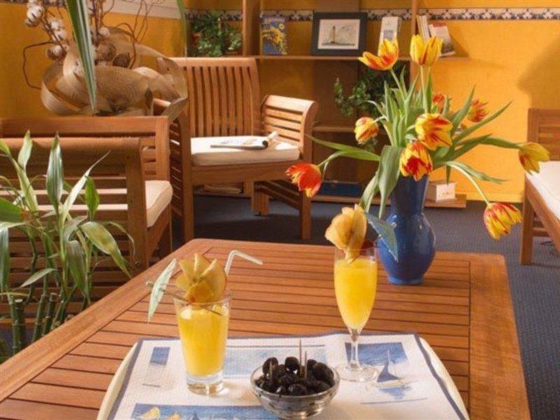 Stars Antibes Hotel Biot Luaran gambar
